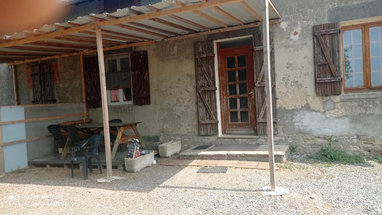 Maison De Ferme Au Calme Jusqu'A 10 Personnes Gannay-sur-Loire Luaran gambar